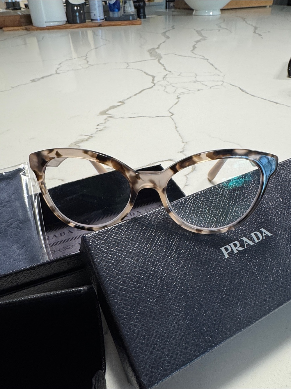 Prada Women’s Cat-Eye Tortoiseshell Glasses - nude pink/brown with case/box/wipe - Picture 2 of 10